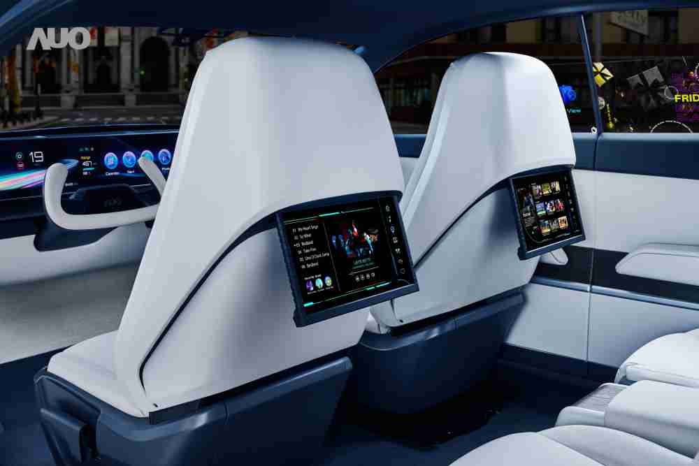 优游UB8将于CES 展示全新Smart Cockpit 2024，，可紧密串连使用者多元需求，，，并革新座舱内部的应用和设计，，，，带来身历其境且引人入胜的视觉飨宴，，，满足驾乘人员的全方位体验